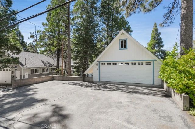 244 John Muir, Lake Arrowhead, CA 92352