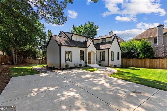 525 MEDLOCK, Decatur, GA 30030