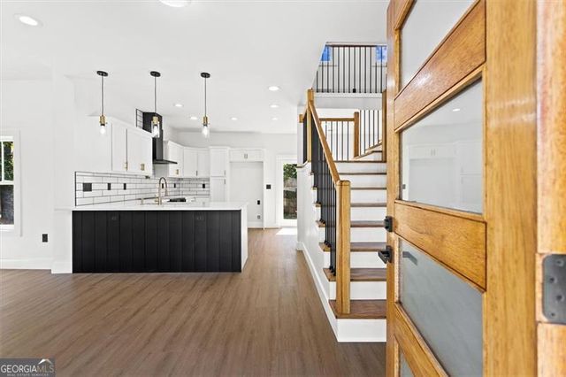 525 MEDLOCK, Decatur, GA 30030