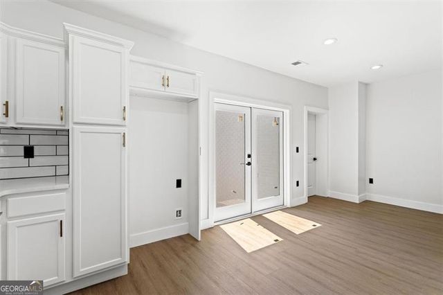 525 MEDLOCK, Decatur, GA 30030
