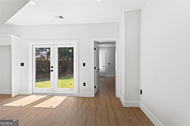 525 MEDLOCK, Decatur, GA 30030