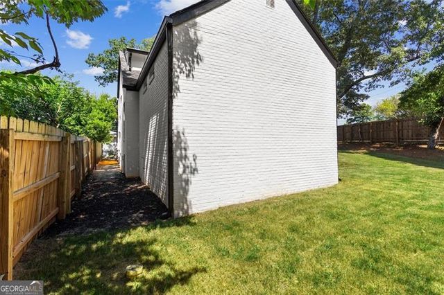 525 MEDLOCK, Decatur, GA 30030