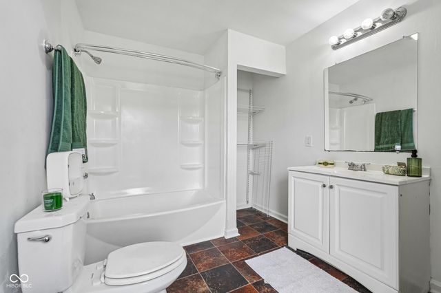 8033 Wysong Drive, Indianapolis, IN 46219