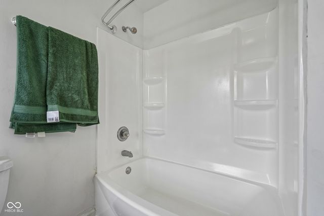 8033 Wysong Drive, Indianapolis, IN 46219