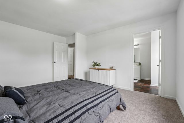8033 Wysong Drive, Indianapolis, IN 46219