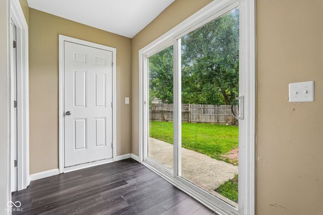 8033 Wysong Drive, Indianapolis, IN 46219