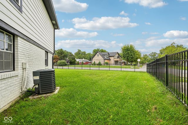 8033 Wysong Drive, Indianapolis, IN 46219