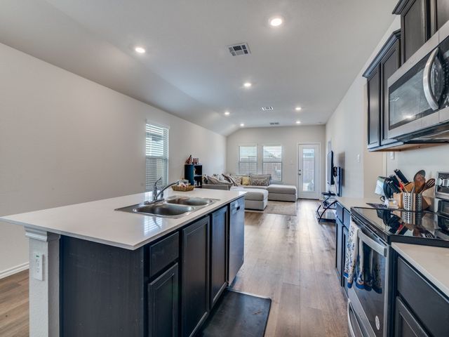 616 Cherrybark Drive, Royse City, TX 75189