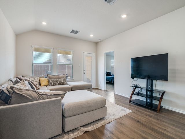 616 Cherrybark Drive, Royse City, TX 75189