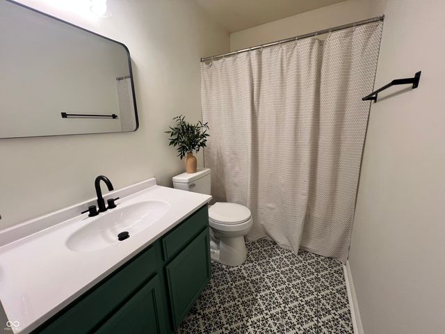 6815 W Odessa Way, Mccordsville, IN 46055
