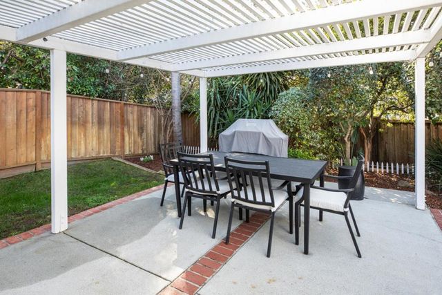 156 Zinfandel Circle, Scotts Valley, CA 95066