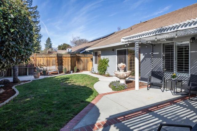 156 Zinfandel Circle, Scotts Valley, CA 95066