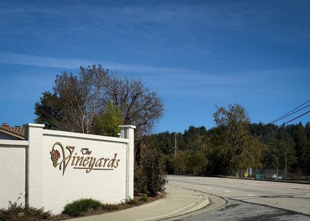 156 Zinfandel Circle, Scotts Valley, CA 95066