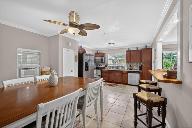 1901 Redbank Road, North Palm Beach, FL 33408