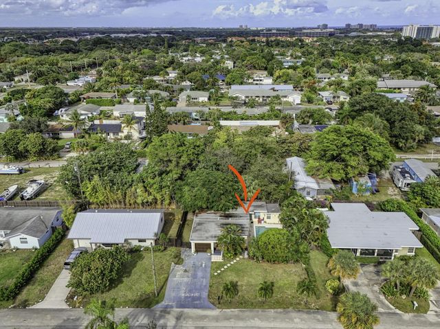 1901 Redbank Road, North Palm Beach, FL 33408