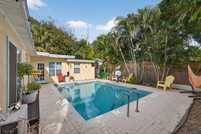 1901 Redbank Road, North Palm Beach, FL 33408