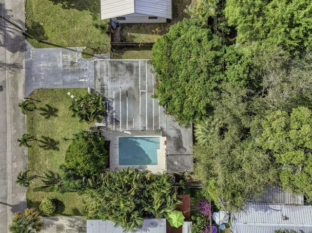 1901 Redbank Road, North Palm Beach, FL 33408