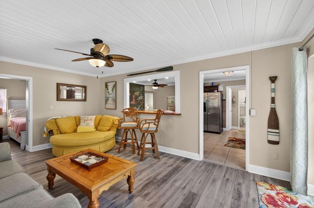 1901 Redbank Road, North Palm Beach, FL 33408