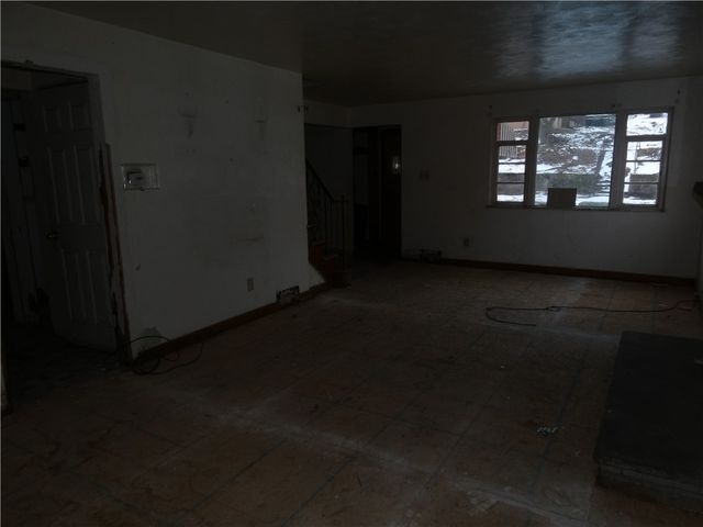 1507 Carnegie Ave, Mckeesport, PA 15132