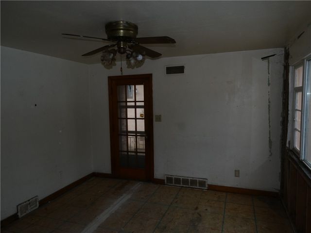 1507 Carnegie Ave, Mckeesport, PA 15132