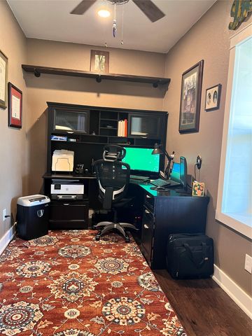 427 Paffen RD, Paige, TX 78659