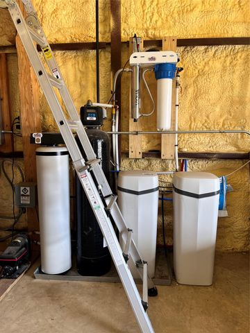 427 Paffen RD, Paige, TX 78659