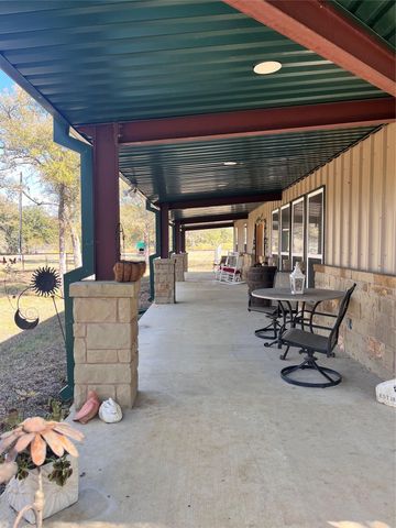 427 Paffen RD, Paige, TX 78659