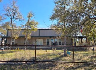 427 Paffen RD, Paige, TX 78659