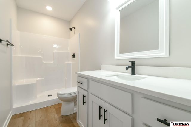 9500 Delano Drive, Lincoln, NE 68516