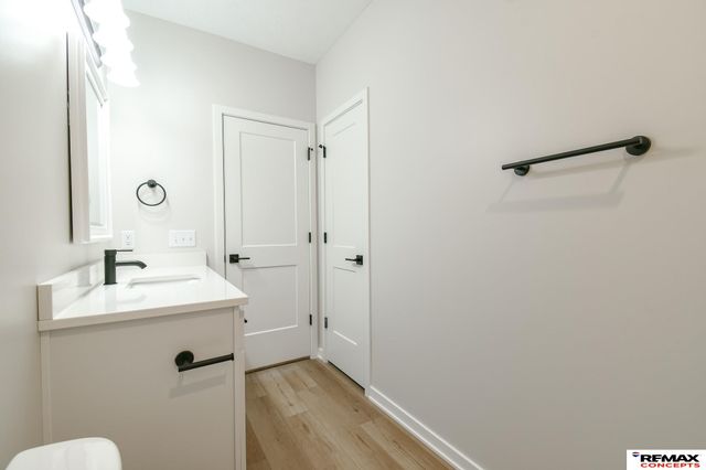 9500 Delano Drive, Lincoln, NE 68516