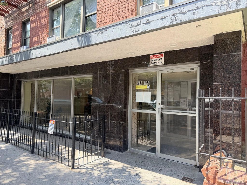 91-15 Lamont Avenue 7J, Elmhurst, NY 11373