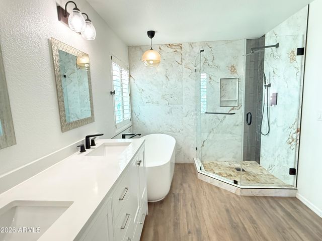 4737 E Michigan Avenue, Phoenix, AZ 85032