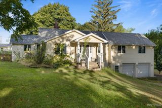 4700 Porter Center Road, Lewiston, NY 14092