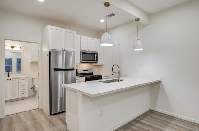 4006 Navigation Boulevard, Houston, TX 77003