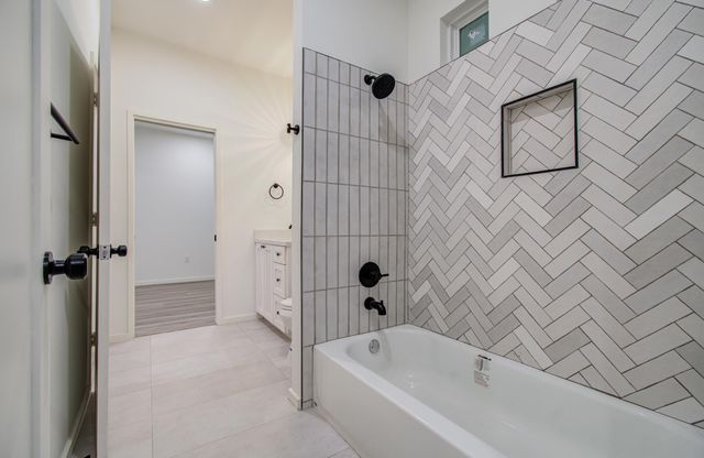 4006 Navigation Boulevard, Houston, TX 77003