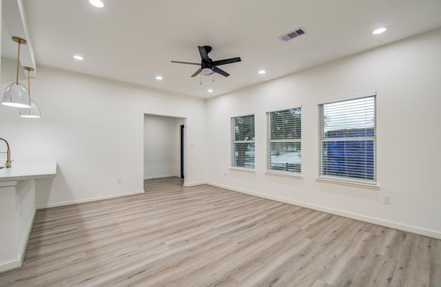 4006 Navigation Boulevard, Houston, TX 77003