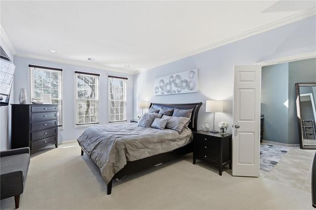 11512 Noland Street, Overland Park, KS 66210