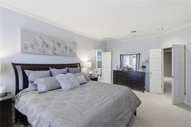 11512 Noland Street, Overland Park, KS 66210