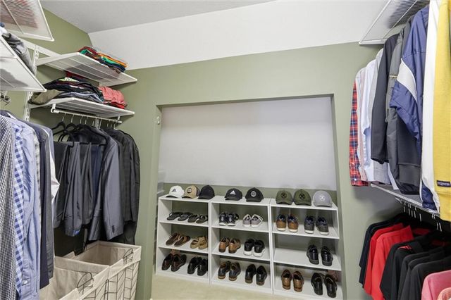 11512 Noland Street, Overland Park, KS 66210