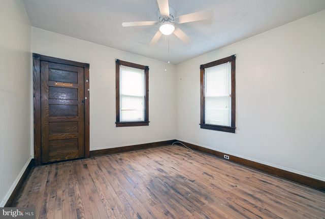 1025 MARKET ST, Gloucester City, NJ 08030