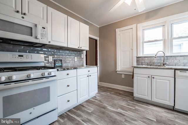 1025 MARKET ST, Gloucester City, NJ 08030