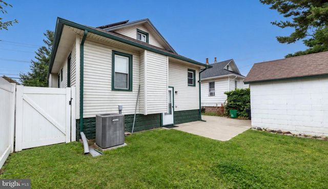 1025 MARKET ST, Gloucester City, NJ 08030