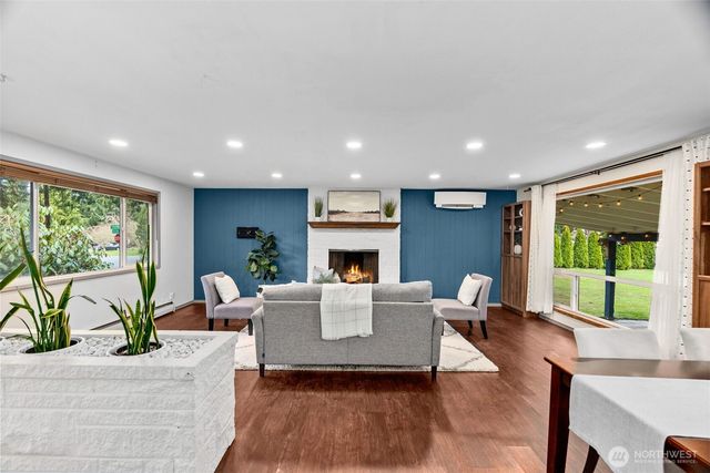 1008 Skyridge Street SE, Lacey, WA 98503