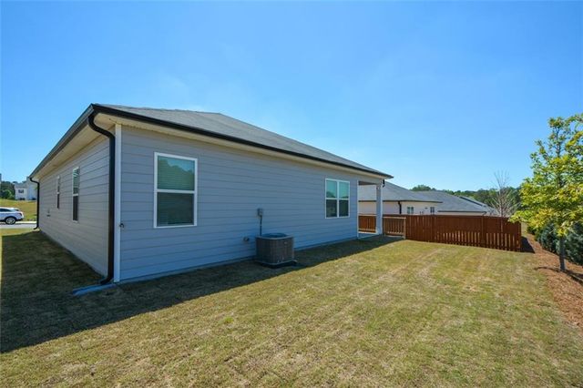8594 Seabiscuit Road, Lithonia, GA 30058
