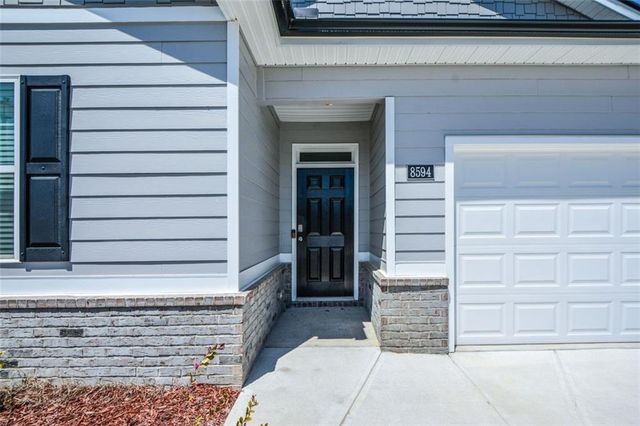 8594 Seabiscuit Road, Lithonia, GA 30058