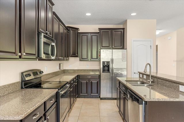 6137 WATERSIDE ISLAND LANE, Winter Garden, FL 34787