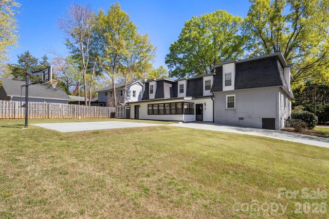 6116 Old Providence Road, Charlotte, NC 28226