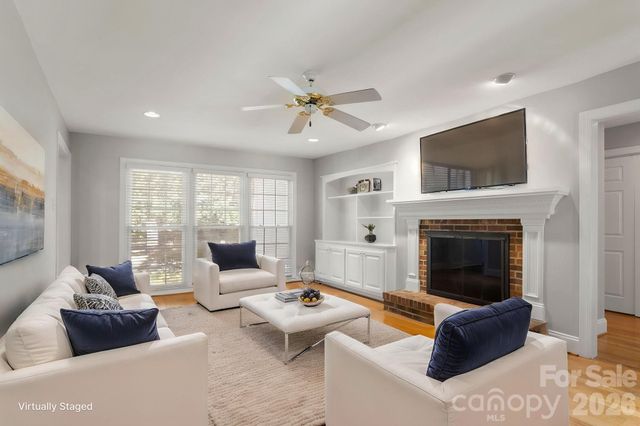 6116 Old Providence Road, Charlotte, NC 28226