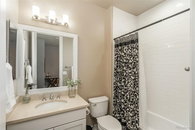 10605 Autumnsong Court, Highlands Ranch, CO 80126