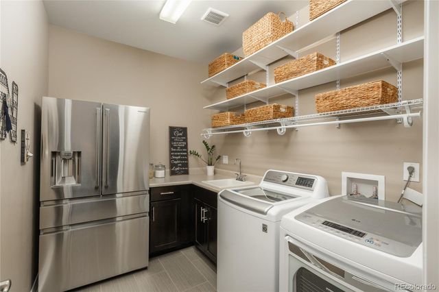 10605 Autumnsong Court, Highlands Ranch, CO 80126